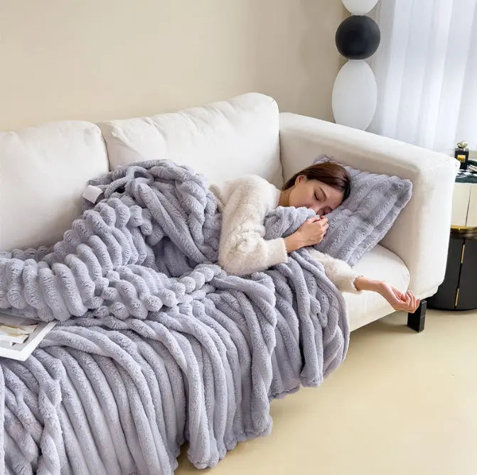 Soft Wind Bubble Velvet Blanket Warm Solid Rabbit Fur Blankets Double-sided Thickening Cover Throw Warm Fur Blanket - Unique Unique Unique Soft Wind Bubble Velvet Blanket Warm Solid Rabbit Fur Blankets Double-sided Thickening Cover Throw Warm Fur Blanket