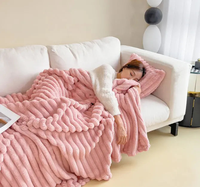 Soft Wind Bubble Velvet Blanket Warm Solid Rabbit Fur Blankets Double-sided Thickening Cover Throw Warm Fur Blanket - Unique Unique Unique Soft Wind Bubble Velvet Blanket Warm Solid Rabbit Fur Blankets Double-sided Thickening Cover Throw Warm Fur Blanket