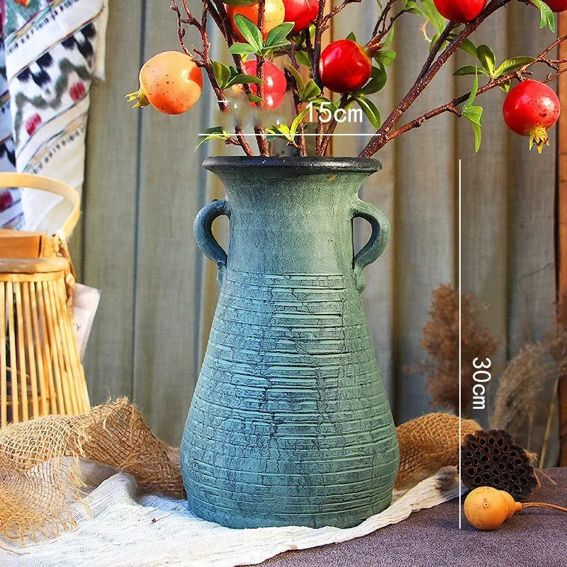 Ceramic Old Vases In The Living Room With Dried Flowers - Unique Unique Unique Ceramic Old Vases In The Living Room With Dried Flowers