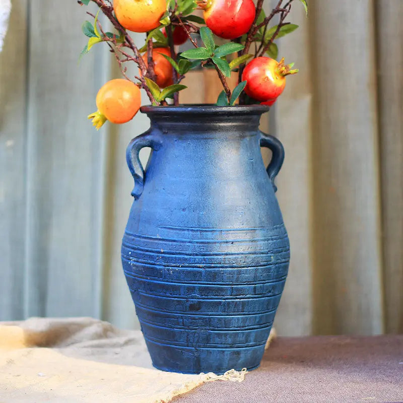 Ceramic Old Vases In The Living Room With Dried Flowers - Unique Unique Unique Ceramic Old Vases In The Living Room With Dried Flowers