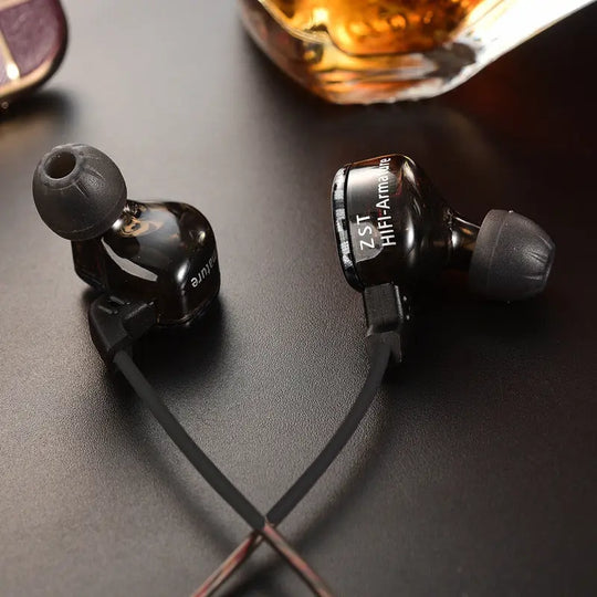 In-ear subwoofer - Unique Unique Unique In-ear subwoofer