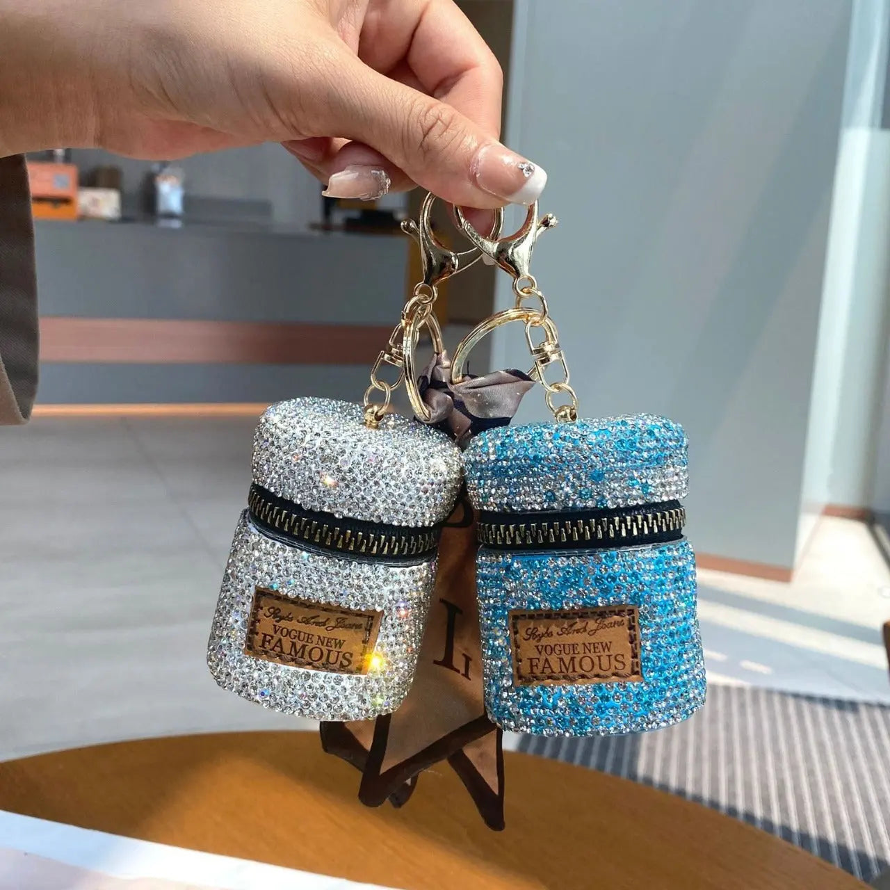 Fashion Trending Key All-matching Buckle Mini - Unique Unique Unique Fashion Trending Key All-matching Buckle Mini