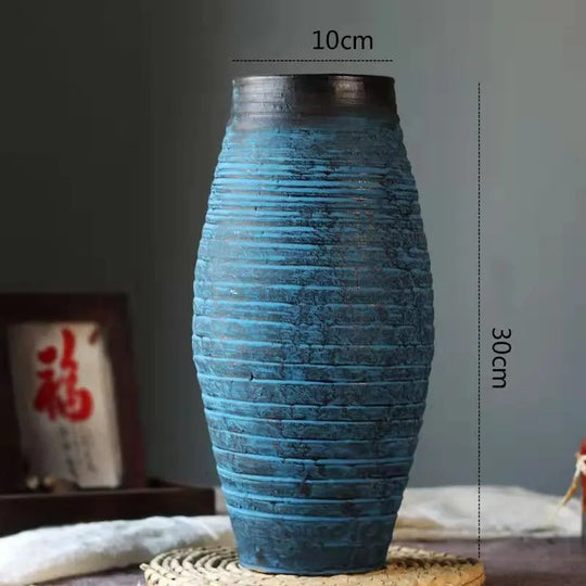Ceramic Old Vases In The Living Room With Dried Flowers - Unique Unique Unique Ceramic Old Vases In The Living Room With Dried Flowers